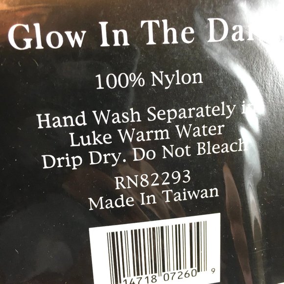 *LEG AVENUE  #7260 Glow in The Dark Spiderweb Pantyhose  Discontinued NOS NWT - Picture 5 of 6